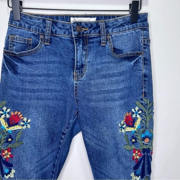 Angel Kiss Mid Rise Embroidered Skinny Jeans Size 1 - Picture 3 of 10